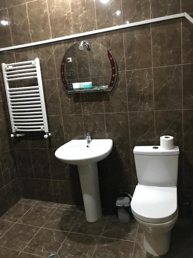 Rostus Hotell Tbilisi Eksteriør bilde